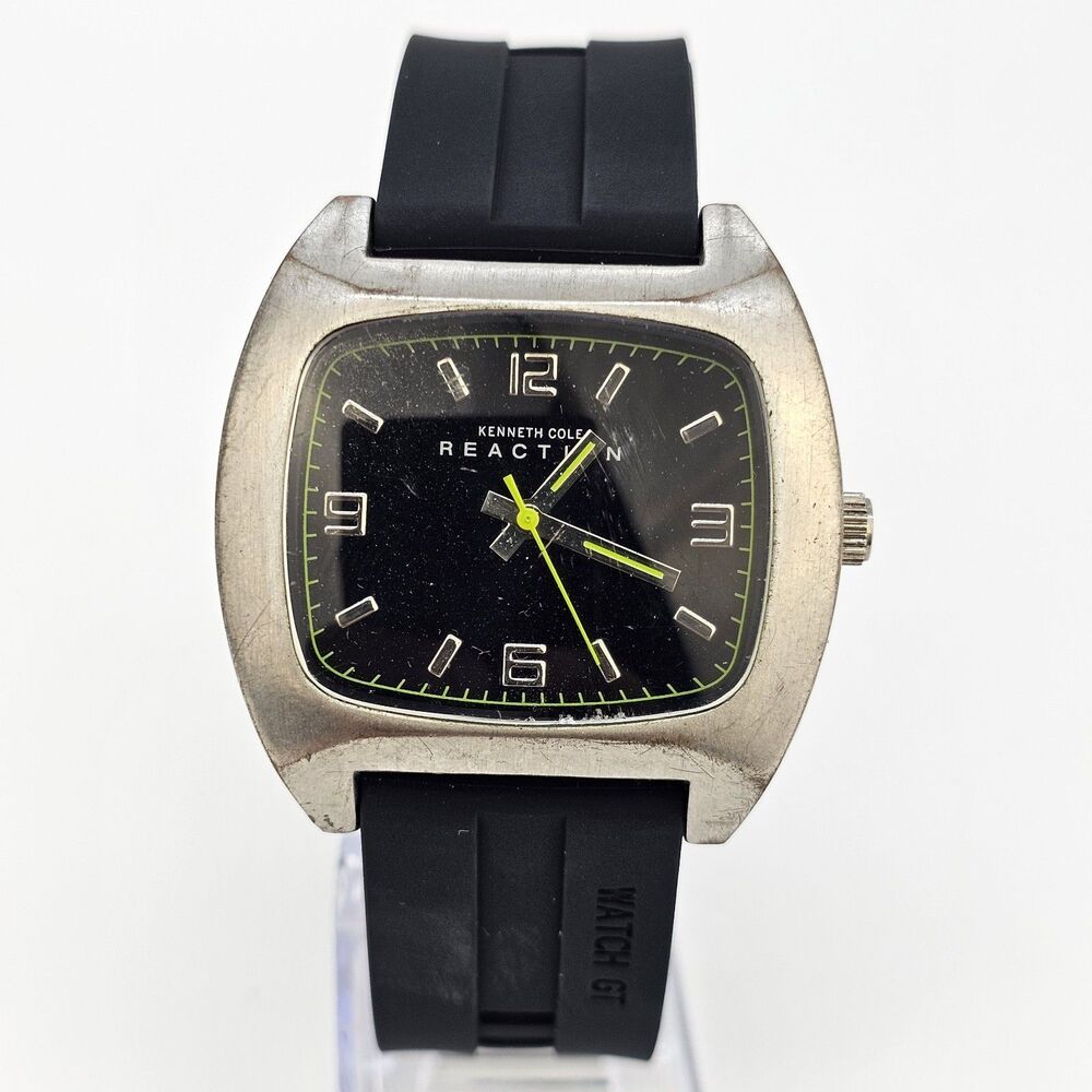 Kenneth Cole Reaction Men's Watch 42mm Black Dial New Plastic‎ Bands New Battery